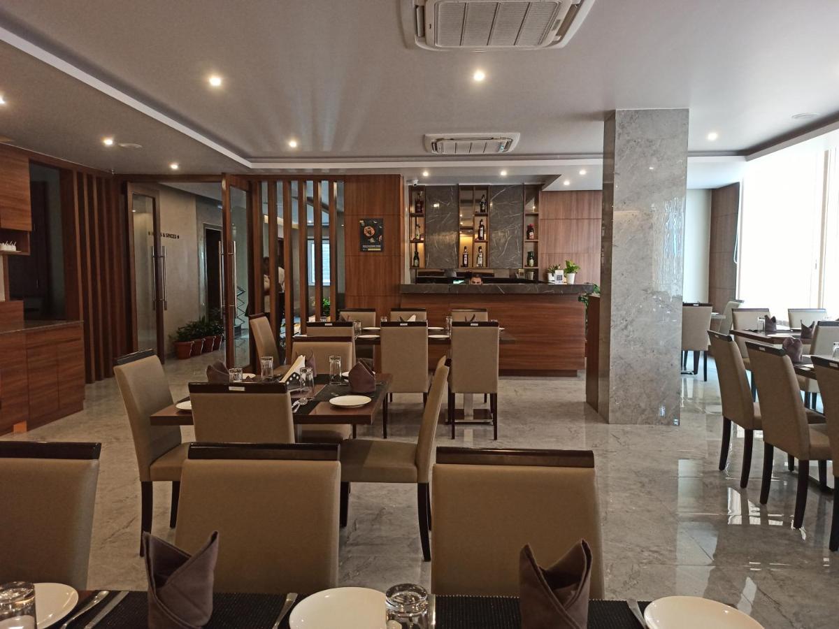 Hotel Tree Fern Dibrugarh Exterior photo