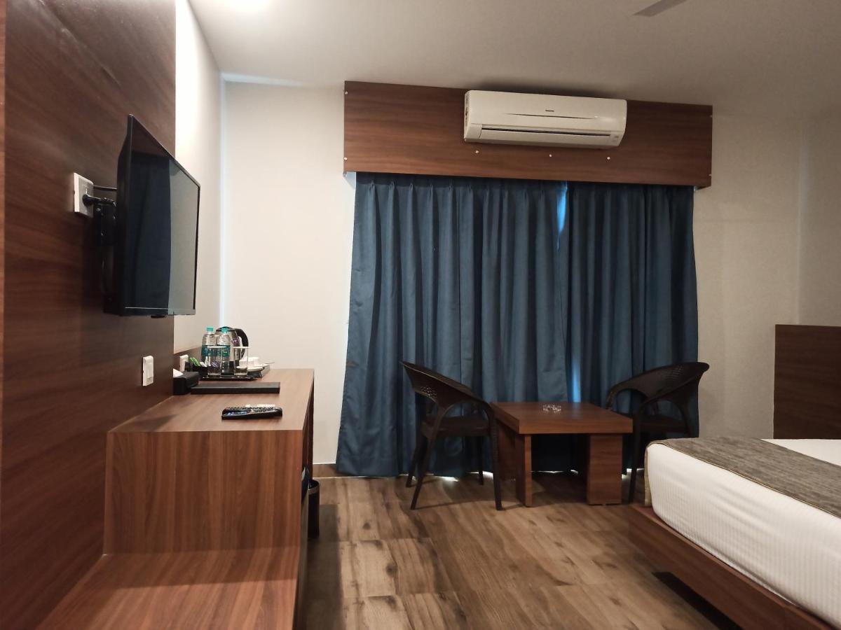 Hotel Tree Fern Dibrugarh Exterior photo