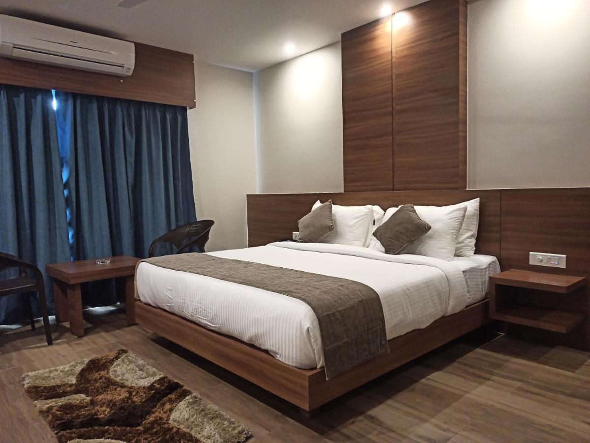 Hotel Tree Fern Dibrugarh Exterior photo