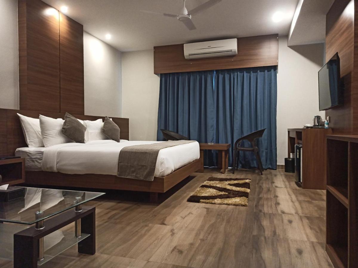 Hotel Tree Fern Dibrugarh Exterior photo