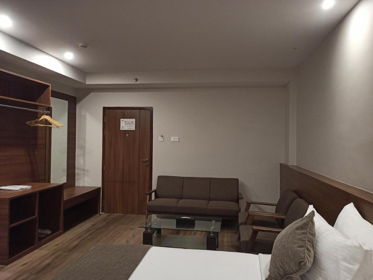 Hotel Tree Fern Dibrugarh Exterior photo