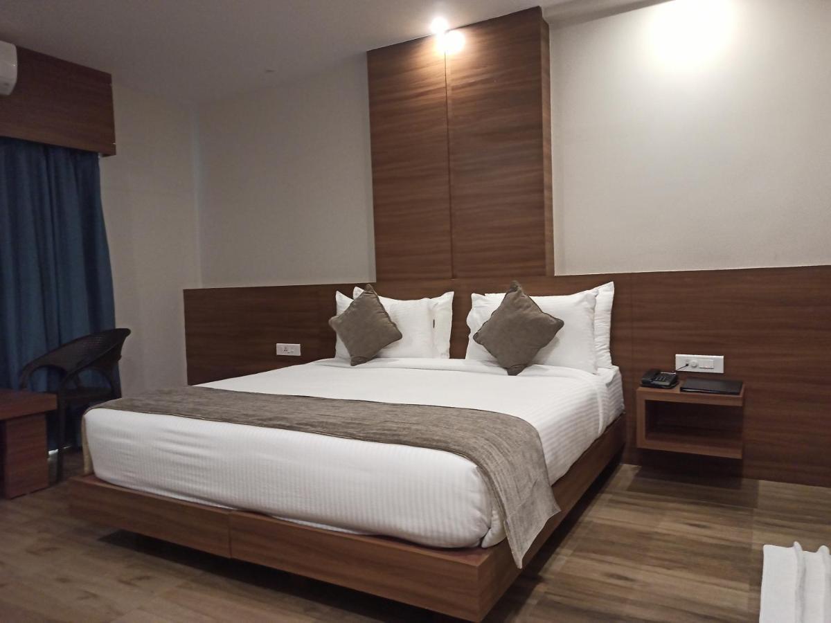 Hotel Tree Fern Dibrugarh Exterior photo
