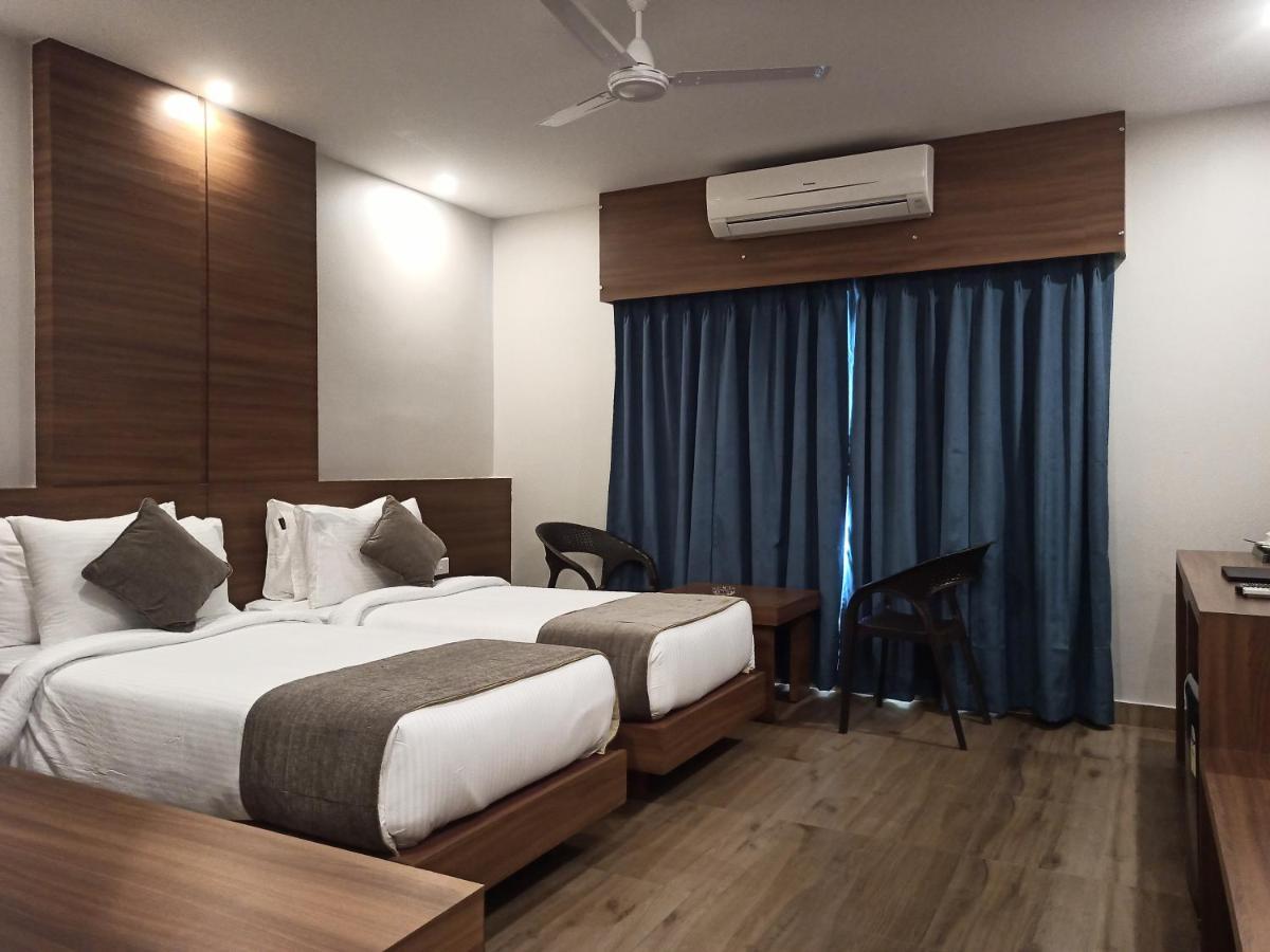 Hotel Tree Fern Dibrugarh Exterior photo