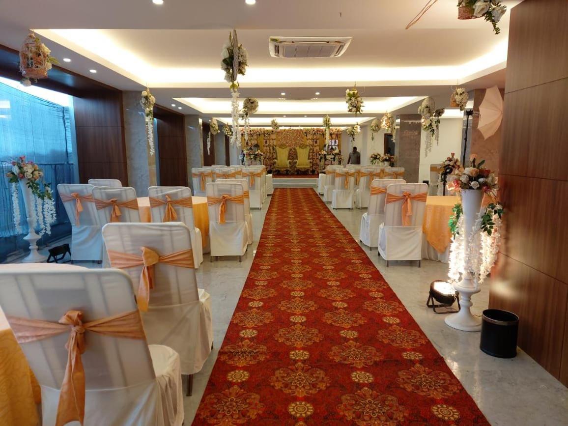 Hotel Tree Fern Dibrugarh Exterior photo